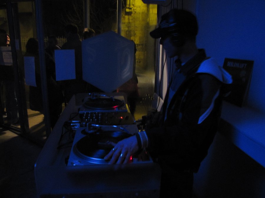 Dj Mëtël - Vinyl Guérilla part VI - 05/02/2010 au Cube à Besançon - Photo n10