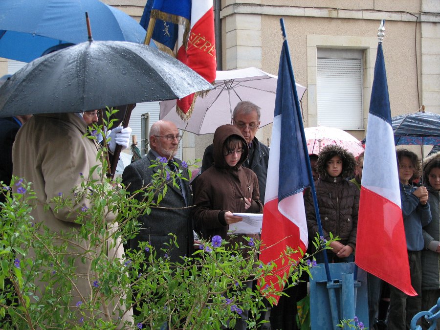 Cérémonie du 11 novembre 1918 (2008) - Commune de Boussières - Photo n9