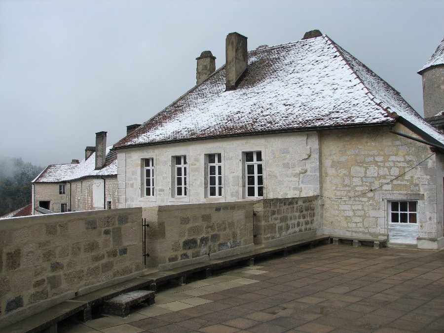 Le chateau - Fête médiévale au Château de Joux (25) - Photo n58