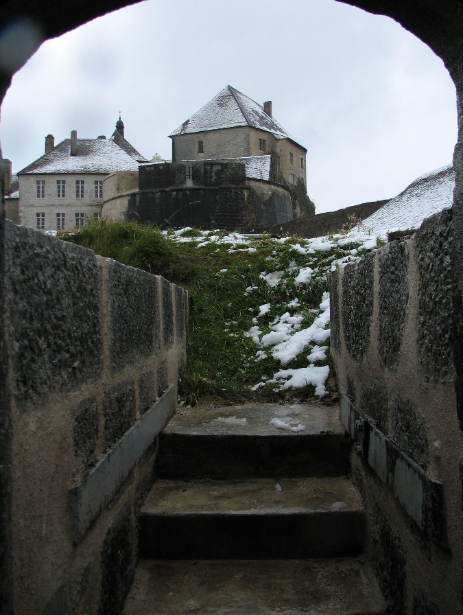 Le chateau - Fête médiévale au Château de Joux (25) - Photo n96