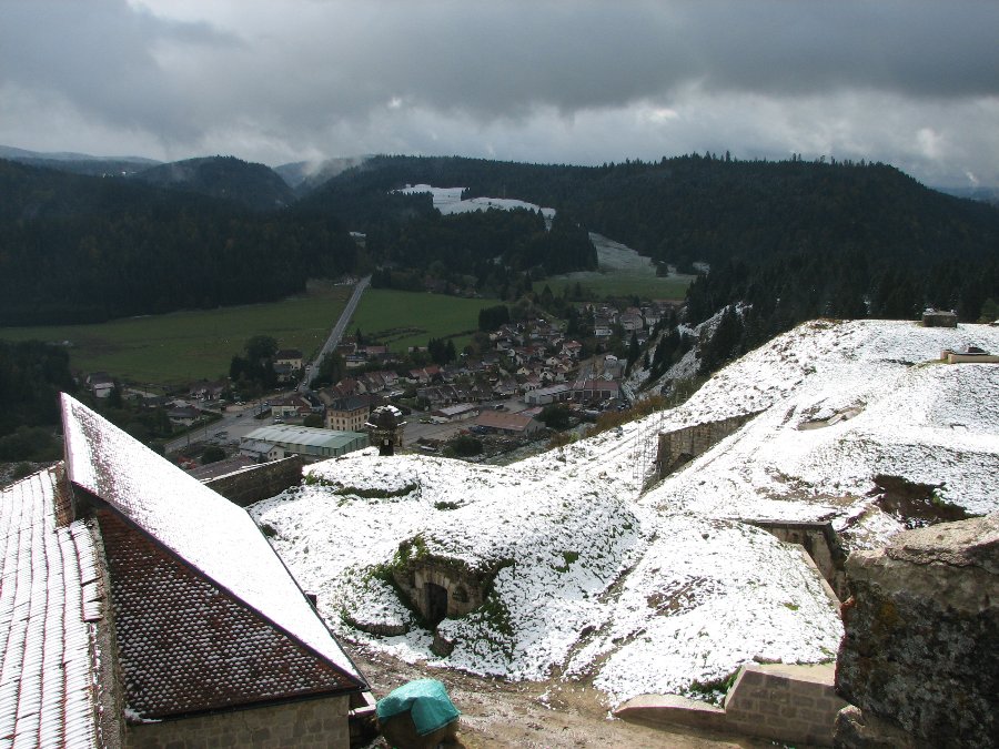 Le chateau - Fête médiévale au Château de Joux (25) - Photo n120
