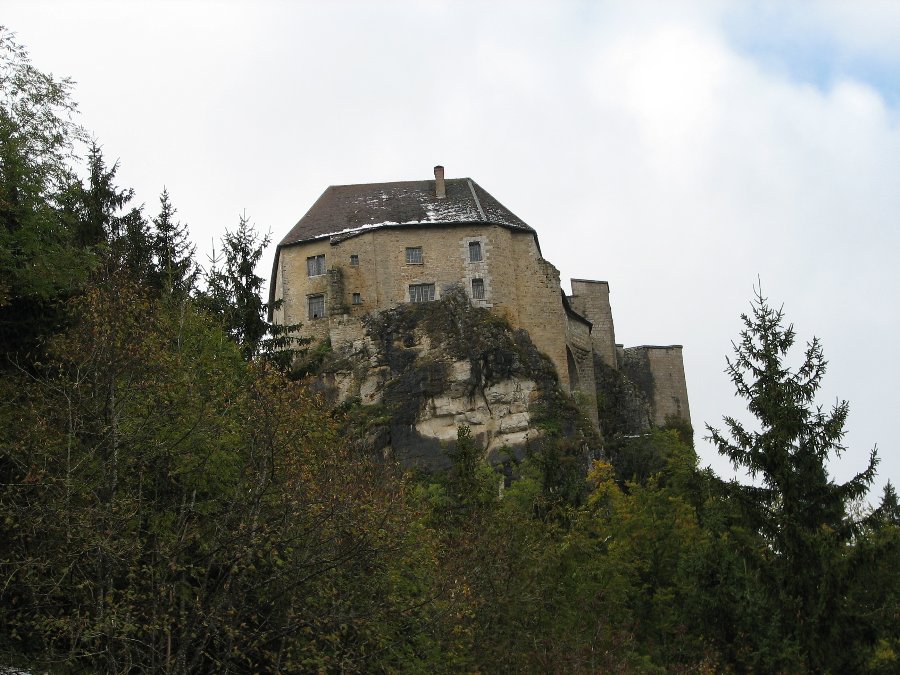 Le chateau - Fête médiévale au Château de Joux (25) - Photo n134