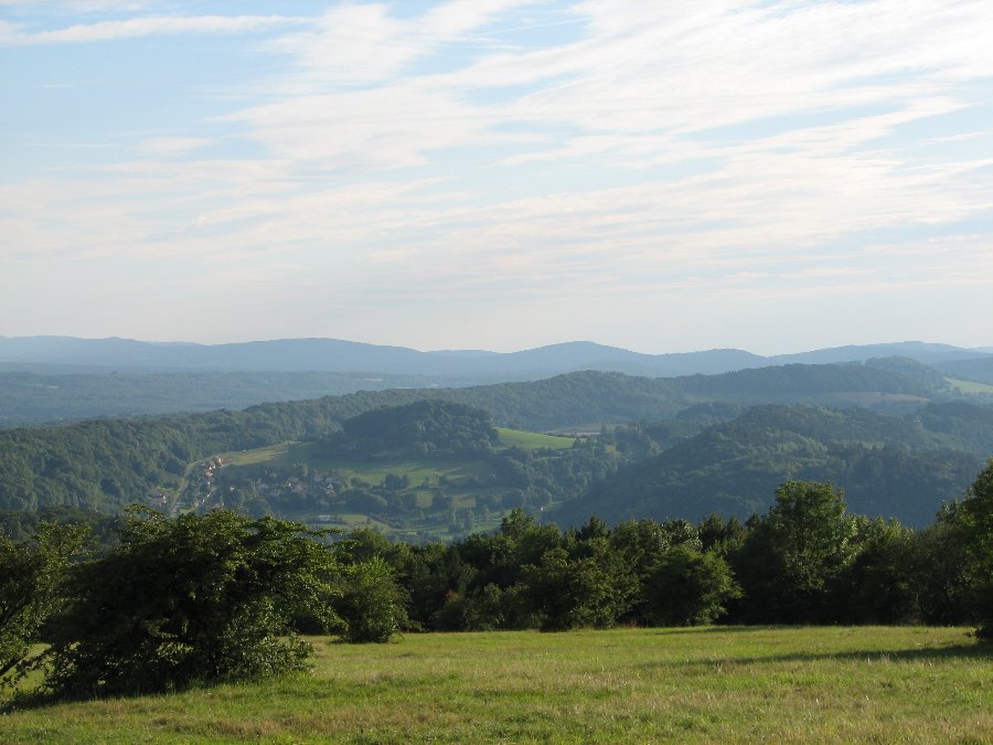 Fort de Montfaucon - Panorama - Forts, châteaux et ruines en Franche-Comté - Photo n12