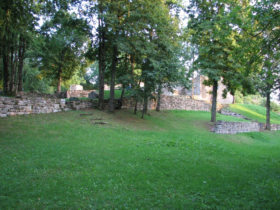 Fort de Montfaucon - Ruines - Forts, châteaux et ruines en Franche-Comté - Photo n80