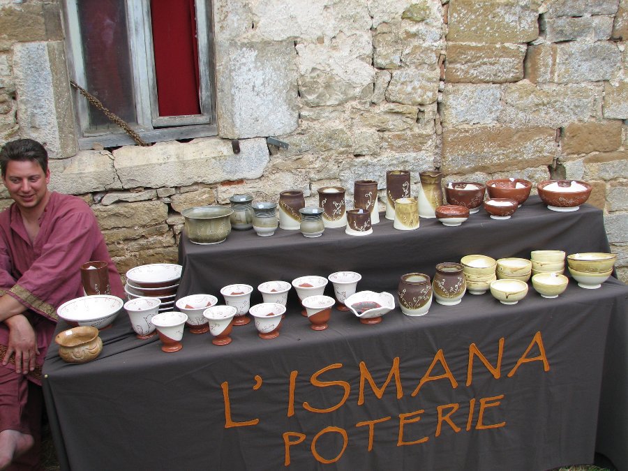 Poterie - Fête médiévale au Château de Gondenans-Montby (70) - Photo n2