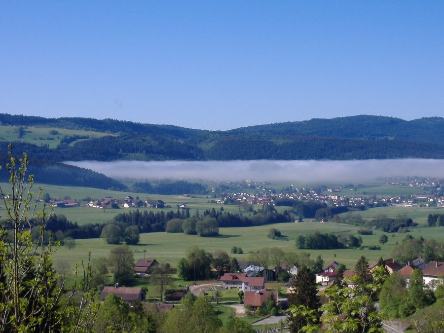 Route de Morteau à Pontarlier - Monuments et paysages Comtois - Photo n3