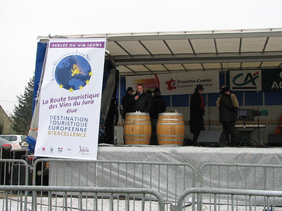 Cérémonie - Percée du vin jaune - Photo n1