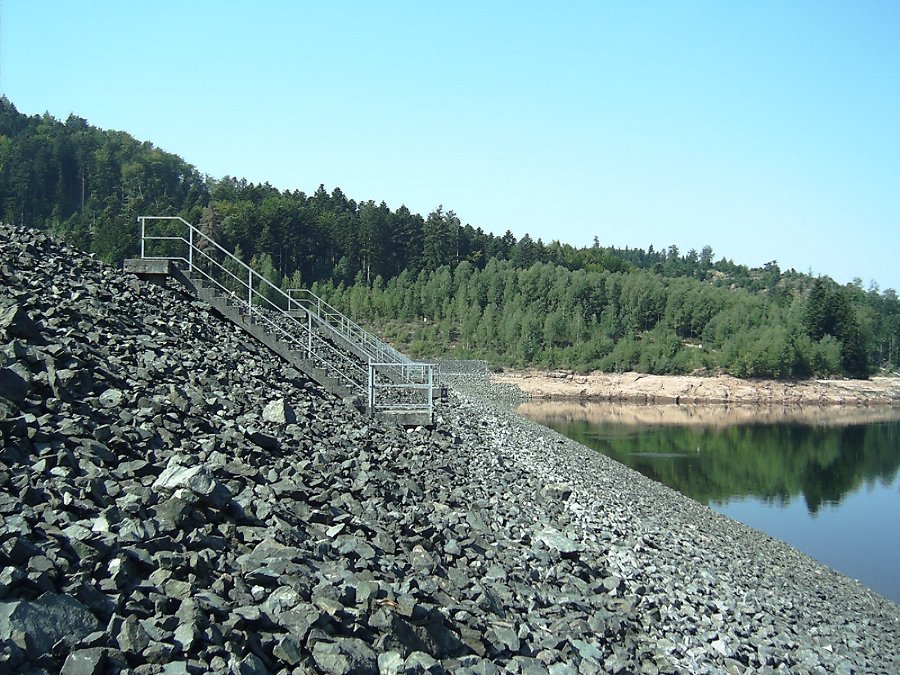 Sécheresse de 2003 - Barrage de Pierre Percée - Photo n11