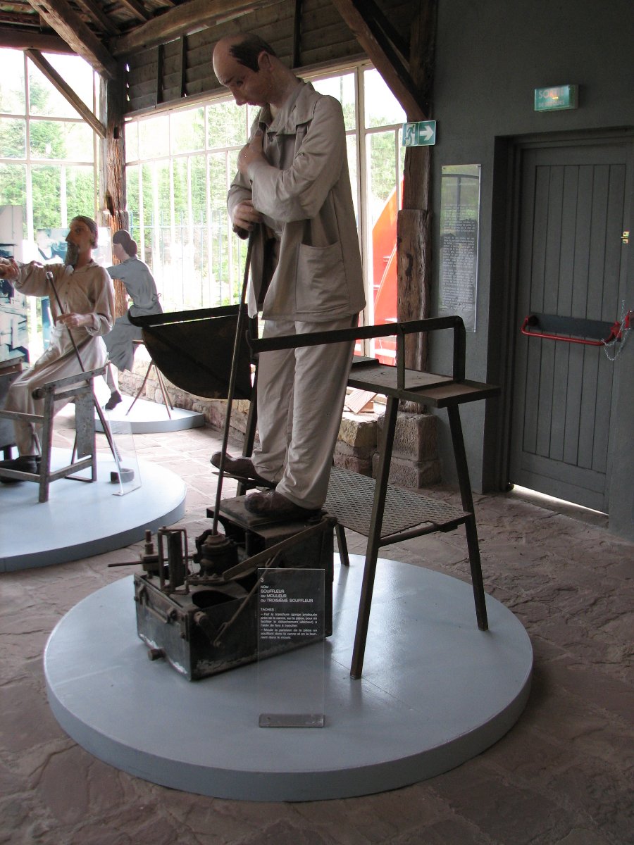 Exposition et visite de lusine - Verrerie de La Rochère (70) - Photo n9