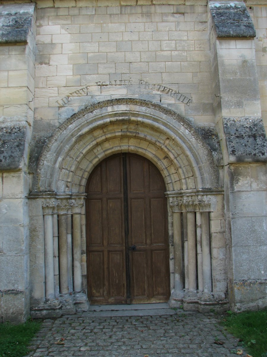 Eglise St Lucien d'Avernes - Le Vexin Français - Photo n2